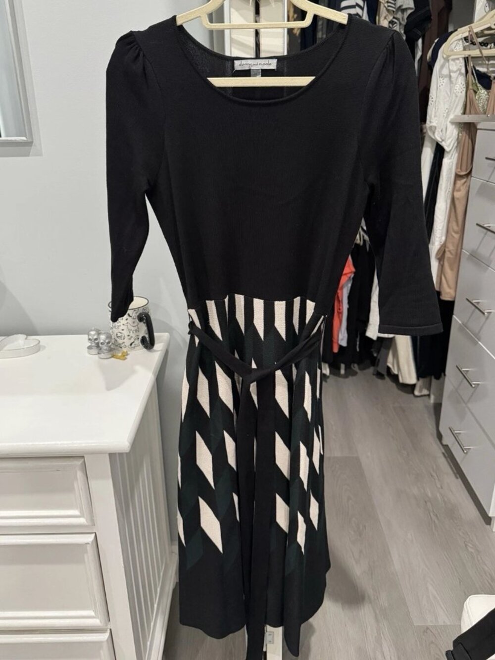 Danny & Nicole Womens 3/4 Sleeve Belted Geometric Sweater Dress Size Medium